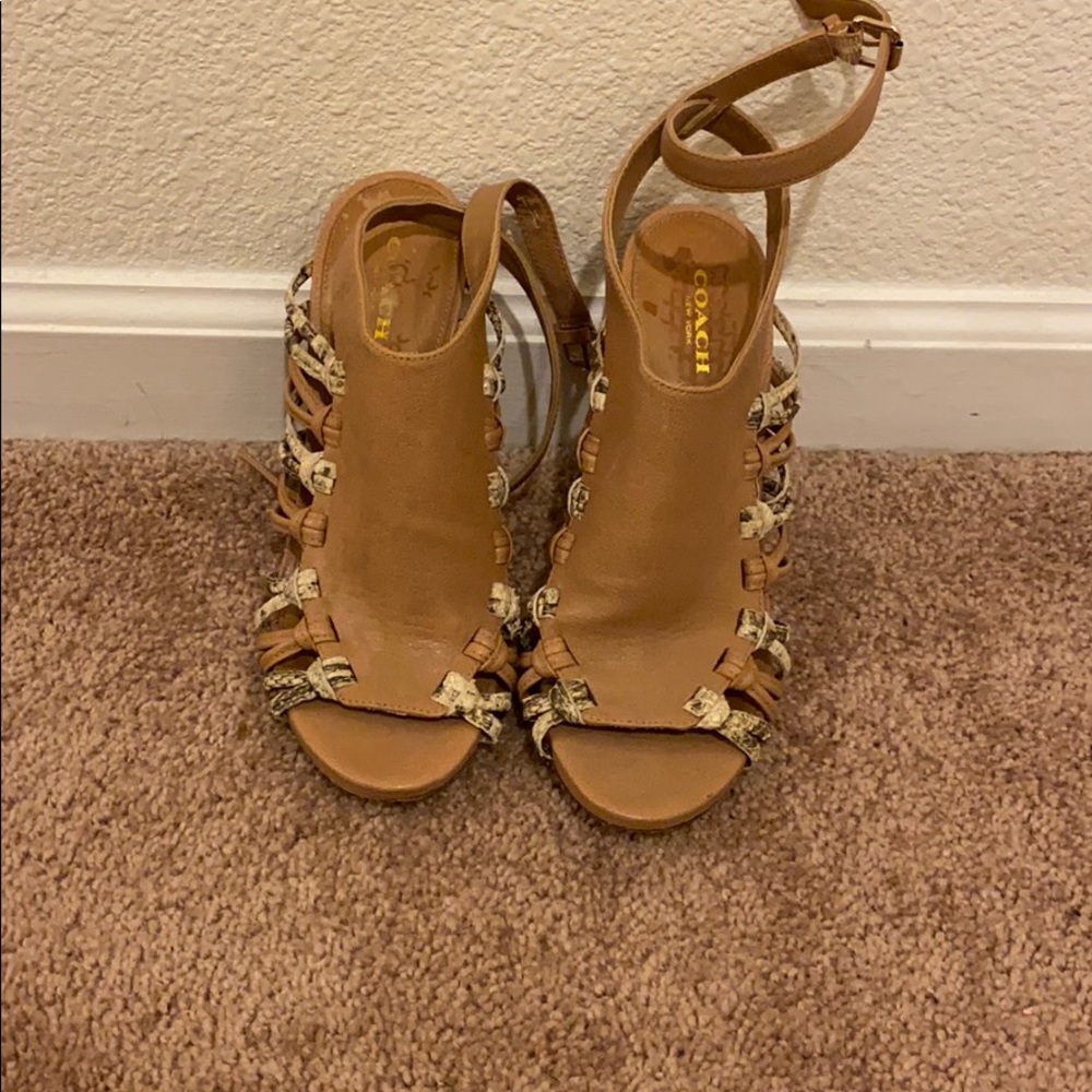 Coach leather tan and snakeskin heels